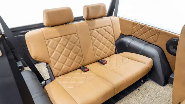 1974 Classic Ford Bronco_16 Rear Interior