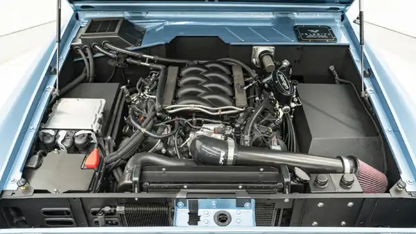 1974 Classic Ford Bronco_26 5.0L Ford Coyote Engine