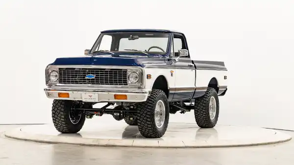 1972 Chevy K10_4 Drivers Side Front 