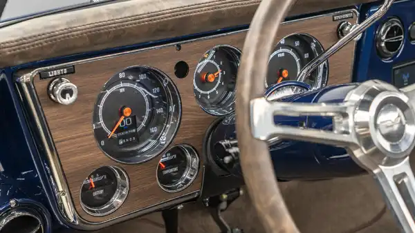 1972 Chevy K10_15 Dakota Digital Gauges