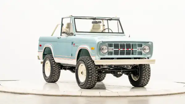 1975 Ford Bronco For Sale_6 Passenger Side Front 