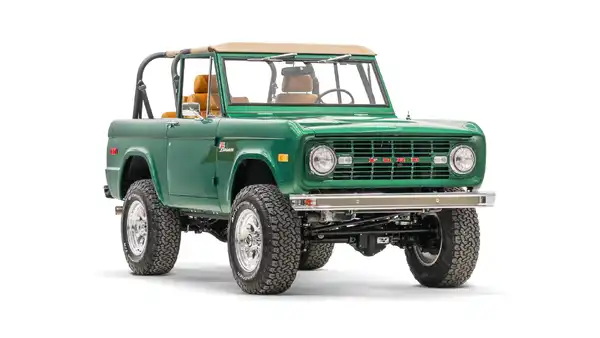 1967 Classic Ford Bronco_6 Passenger Side Front 