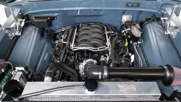 1971 Classic Ford F250_33 5.0L Ford Coyote Engine
