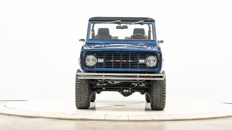1972 Classic Ford Bronco_5 Front