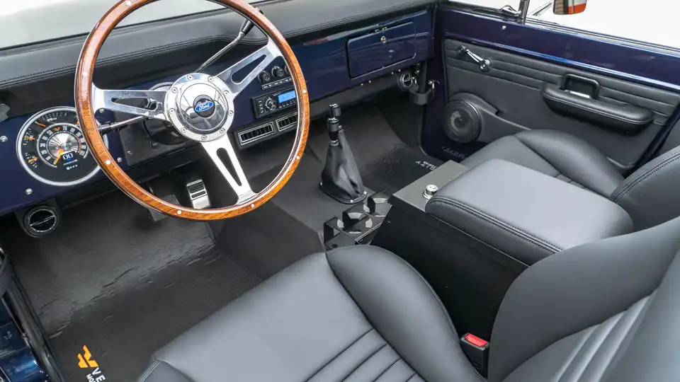 1972 Classic Ford Bronco_ 14 15 Driver Side Interior