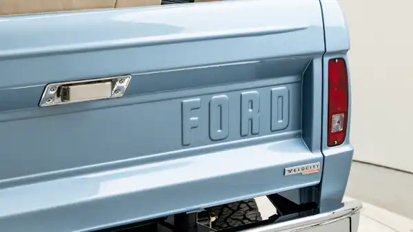 Classic Ford Bronco 2928_Exterior  Copy