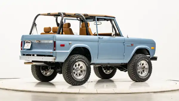 1973 Classic Ford Bronco_9 Passenger Side Rear 3