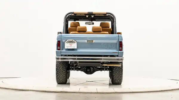 1973 Classic Ford Bronco_11 Rear Tailgate
