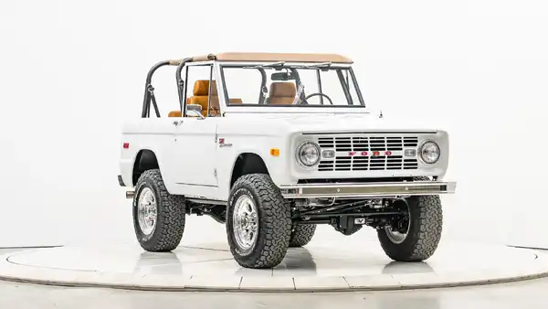 1975 Black Ford Bronco_6 Passenger Side Front 