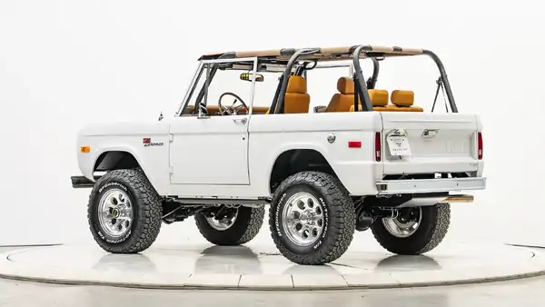 1975 Black Ford Bronco_13 Driver Side Rear 3.4