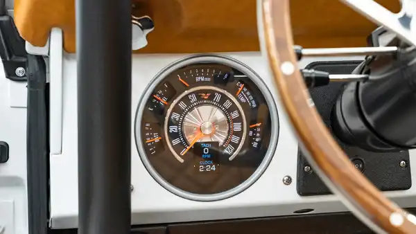 1975 Black Ford Bronco_15 Dakota Digital Gauges