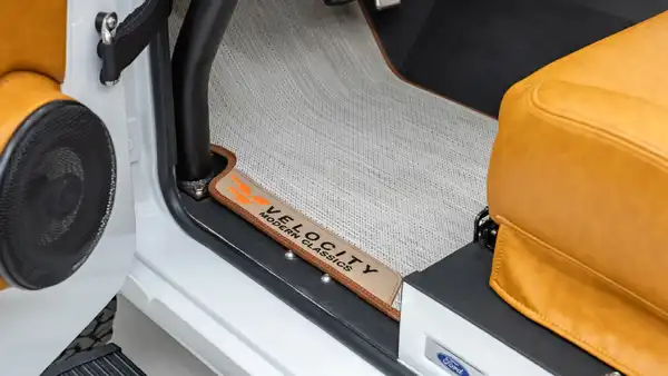 1975 Black Ford Bronco_17 Front Interior