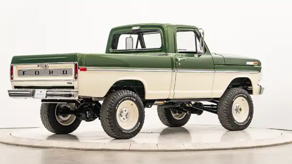 Classic Ford F150 For Sale_9 Passenger Side Rear 3