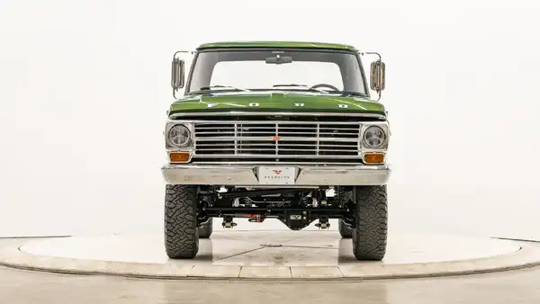 Classic Ford F150 For Sale_5 Front