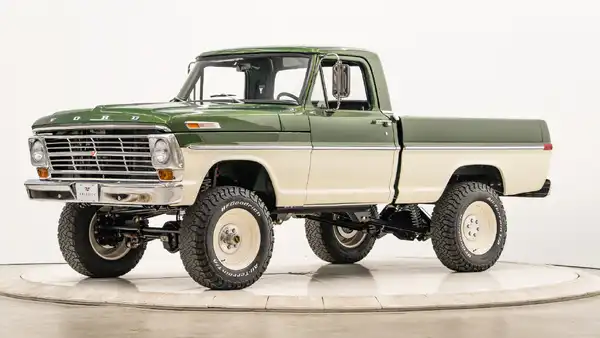 Classic Ford F150 For Sale_3 Drivers Side Front 3.4