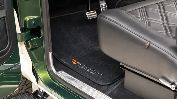 Classic Ford F150 For Sale_17 Front Interior