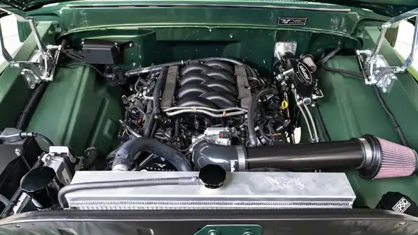 Classic Ford F150 For Sale_27 Ford Coyote Engine