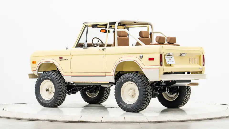 1972 Ford Bronco For Sale_13 Driver Side Rear 3.4