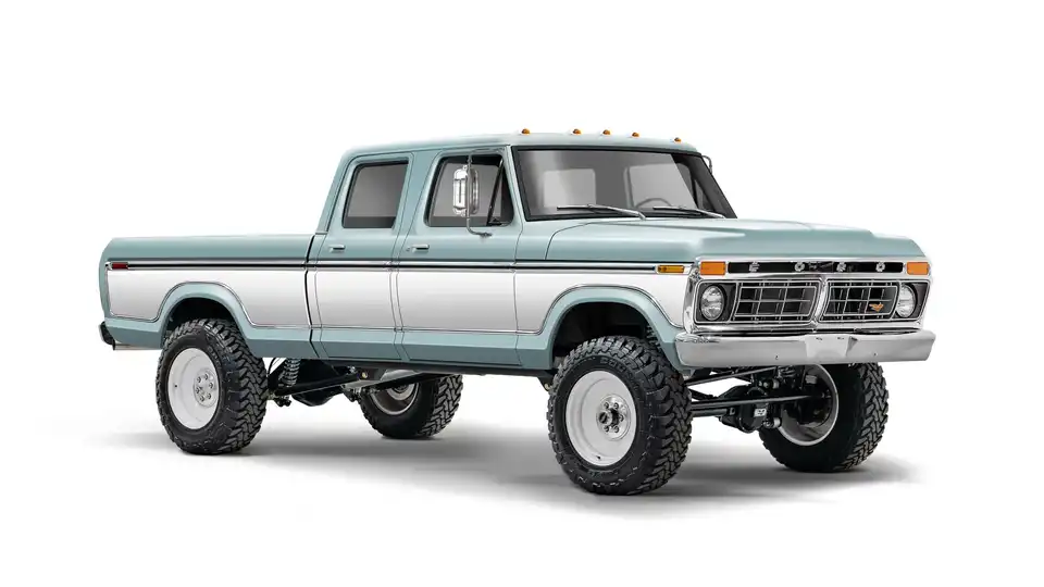 F250 Crew Cab_3.4 View_Sea Foam And White_063025