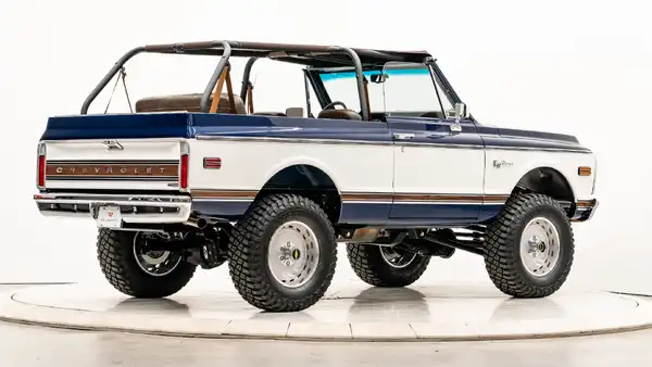 1970 Classic K5 Blazer_9 Passenger Side Rear 3
