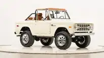 1974 Classic Ford Bronco_7 Passenger Side Front  3.4