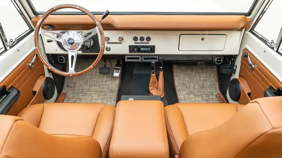 1974 Classic Ford Bronco_ 14 15 Driver Side Interior