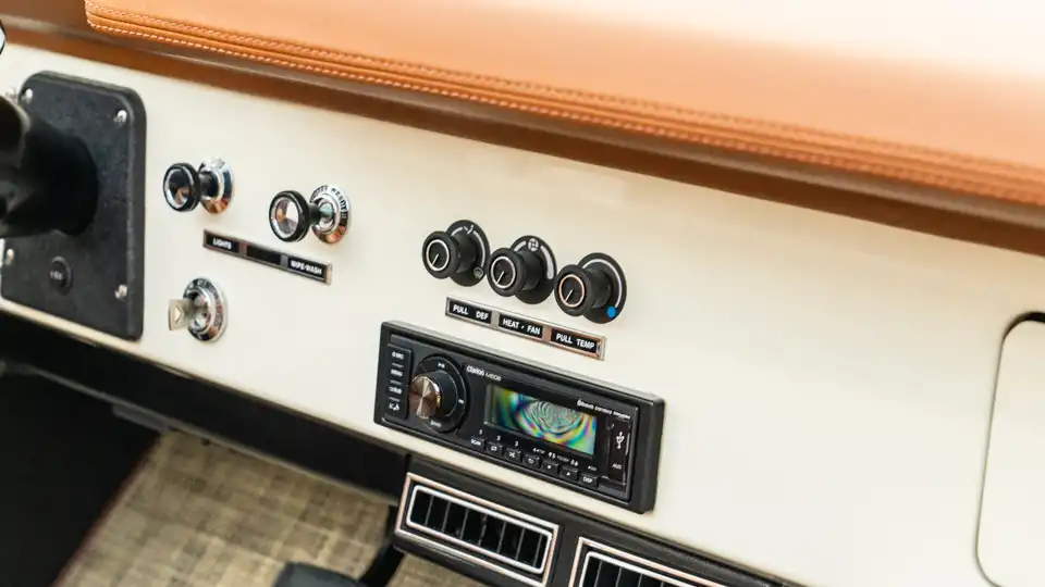1974 Classic Ford Bronco_21 Interior