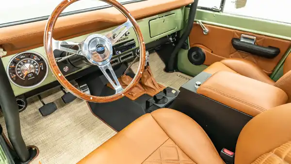 1970 Classic Ford Bronco_ 14 15 Driver Side Interior