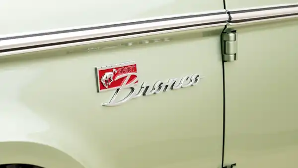 1970 Classic Ford Bronco_24 Exterior 