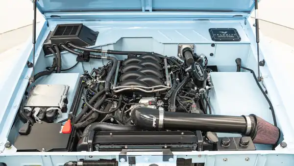 1973 Ford Bronco_26 5.0L Ford Coyote Engine