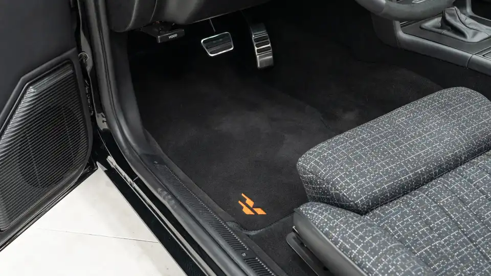 1991 Foxbody Mustang_17 Front Interior