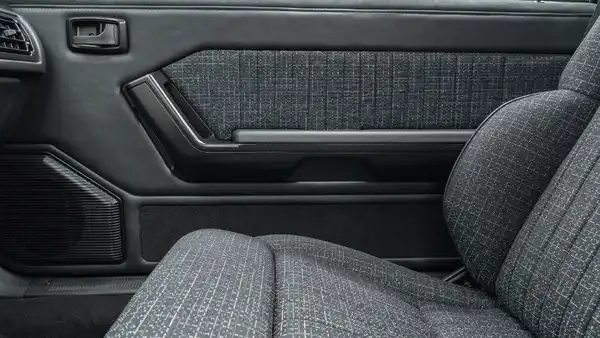 1991 Foxbody Mustang_19 Interior