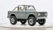 1971 Classic Ford Bronco_7 Passenger Side Front  3.4