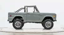 1971 Classic Ford Bronco_8 Passenger Side