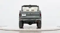1971 Classic Ford Bronco_11 Rear Tailgate