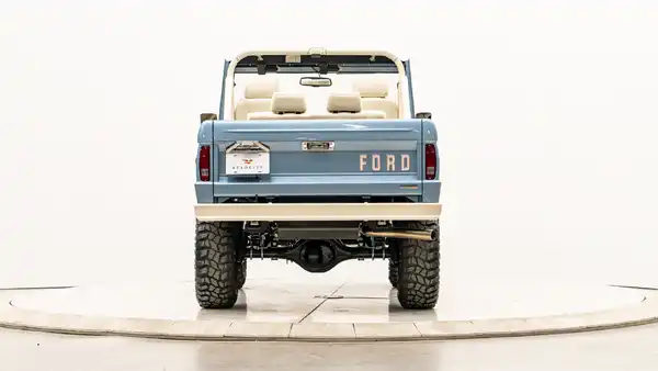 1972 Classic Ford Bronco_11 Rear Tailgate (1)
