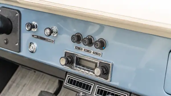 1972 Classic Ford Bronco_20 Interior (1)