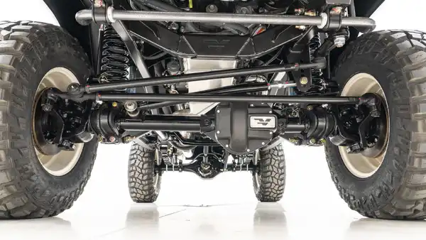 1972 Classic Ford Bronco_28 V8 Coyote Engine (1)
