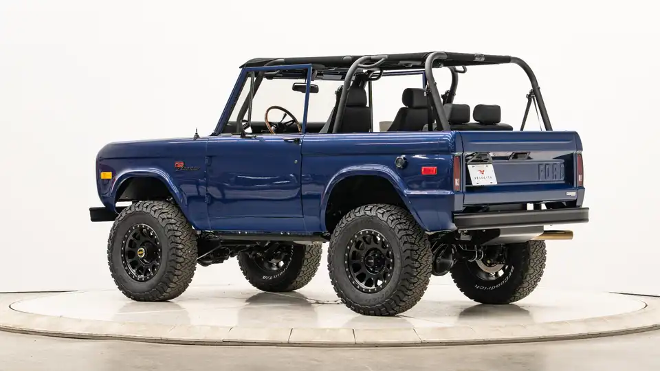 1969 Classic Ford Bronco_13 Driver Side Rear 3.4