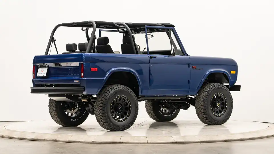 1969 Classic Ford Bronco_9 Passenger Side Rear 3