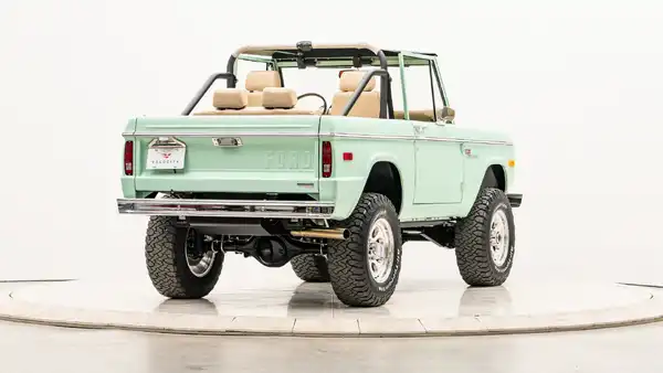 1974 Classic Ford Bronco_10 Passenger Side Rear