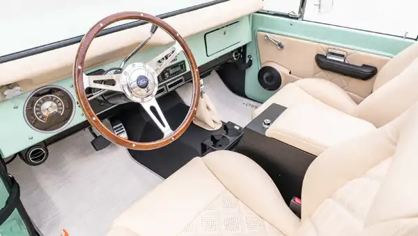 1974 Classic Ford Bronco_ 14 15 Driver Side Interior