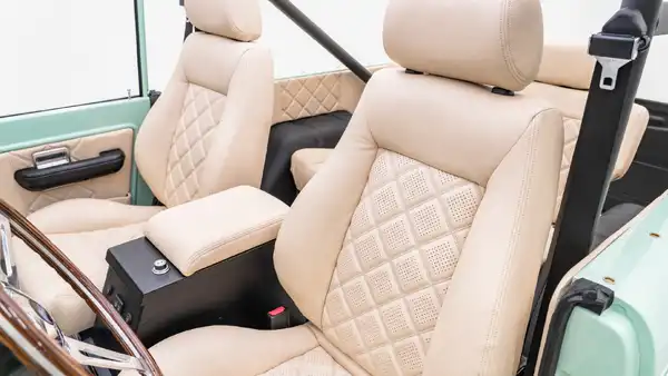 1974 Classic Ford Bronco_22 Interior Copy