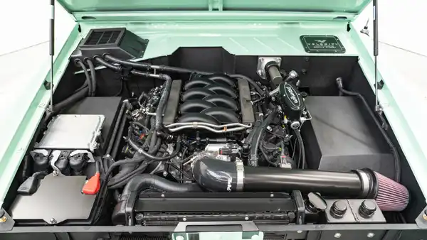 1974 Classic Ford Bronco_26 5.0L Ford Coyote Engine