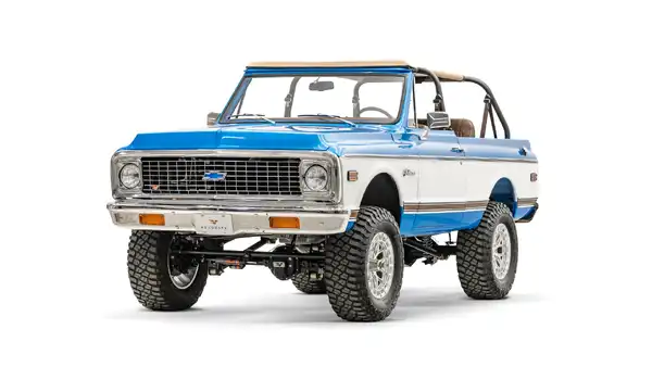 1972 Classic K5 Blazer_4 Drivers Side Front 