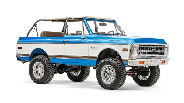 1972 Classic K5 Blazer_7 Passenger Side Front  3.4