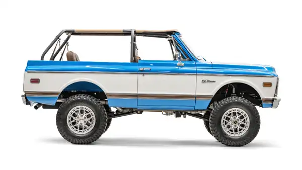 1972 Classic K5 Blazer_8 Passenger Side