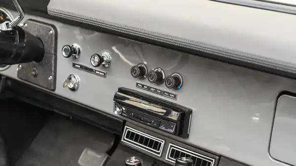 1972 Classic Ford Bronco_20 Interior