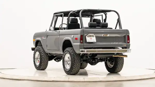 1972 Classic Ford Bronco_12Driver Side Rear