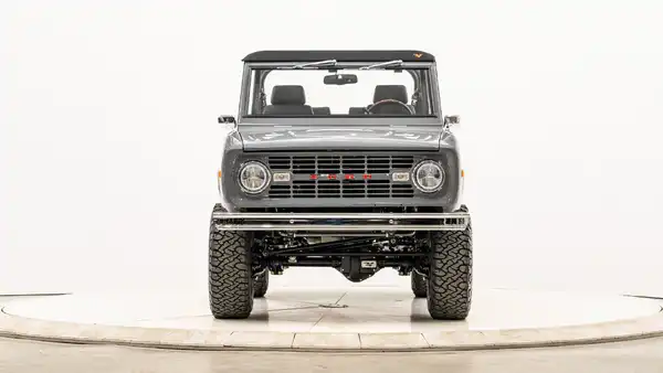1972 Classic Ford Bronco_5 Front